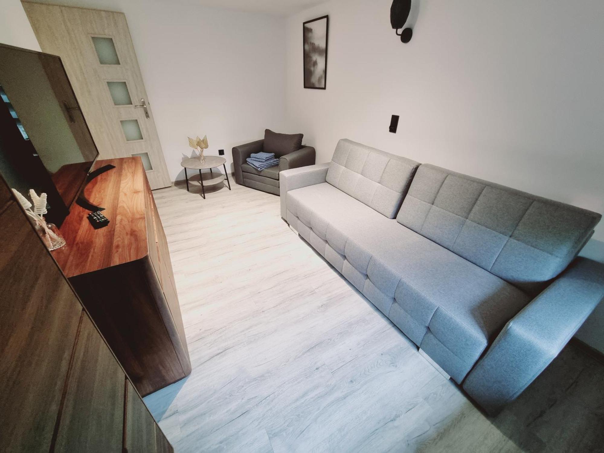 Apartament Paula 耶莱尼亚古拉 外观 照片